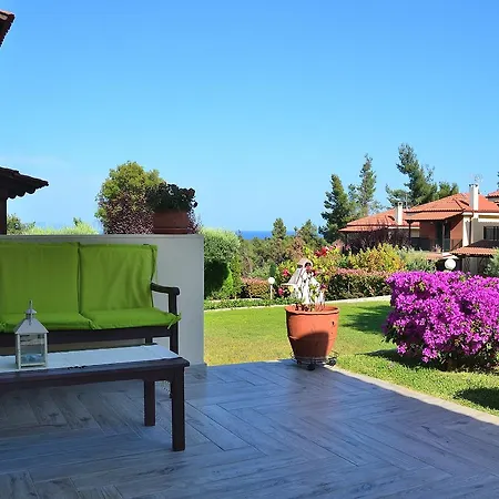 Nyaraló With View To The Sea And Forest *
